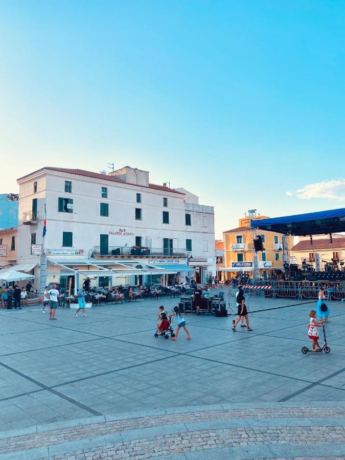 Palazzo Antico Hotell Santa Teresa Gallura Exteriör bild
